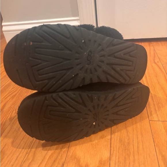 Preowned Ugg Women's Bailey Button Sheepskin Boot Size 6 - Picture 7 of 7